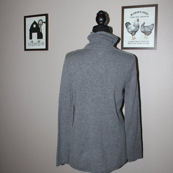 Halogen NWT Cashmere Blend Turtleneck Sweater Size LP - Picture 2 of 6